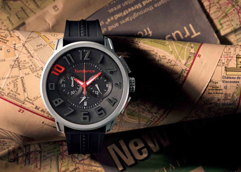 大人の旅心を刺激する〈テンデンス〉の腕時計。| Urban Safari 